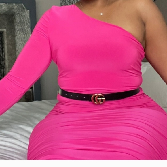 Pink Ruched Dress - Picture 4 of 4